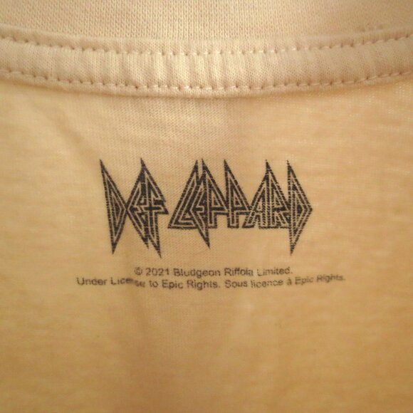 Def Leppard Ivory Cream Cotton Graphic Band Tee T-Shirt with Blue Leopard Print - Picture 5 of 5